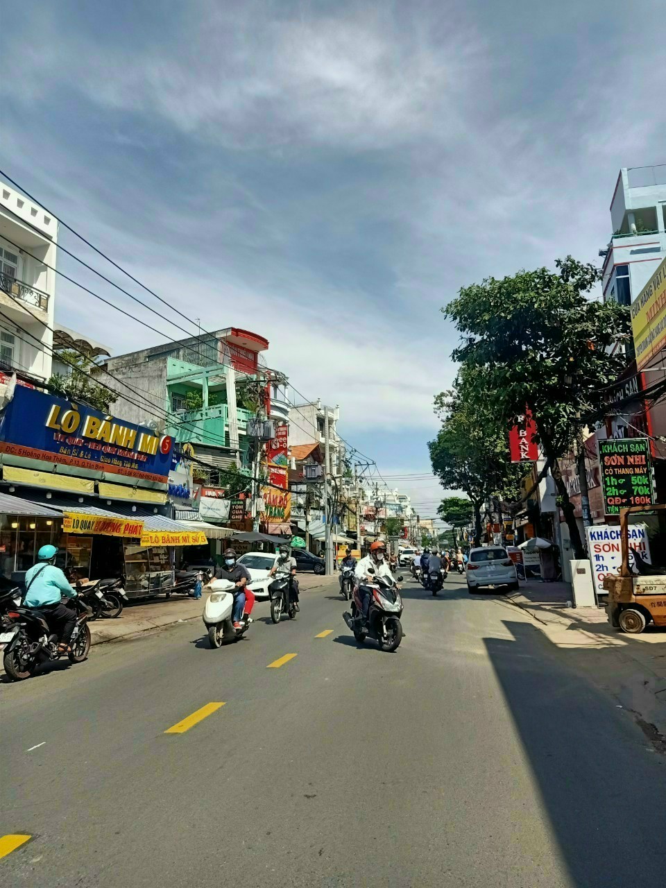 Bán Nhà MẶT TIỀN Nguyễn Văn Công, P.3 _ 4.7m x 45m, 4 Tấm