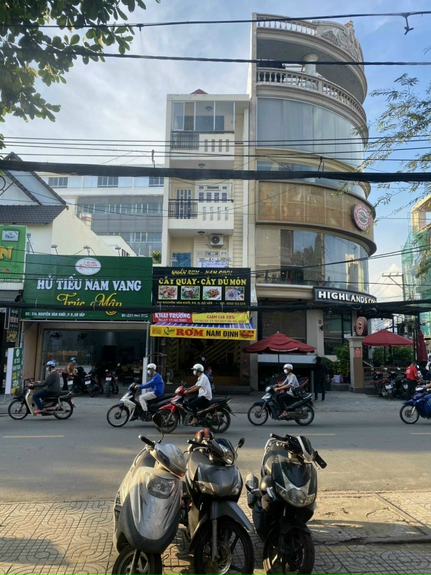 Bán Nhà MẶT TIỀN Cây Trâm, P.9 _ 4m x 16m, 4 Tấm