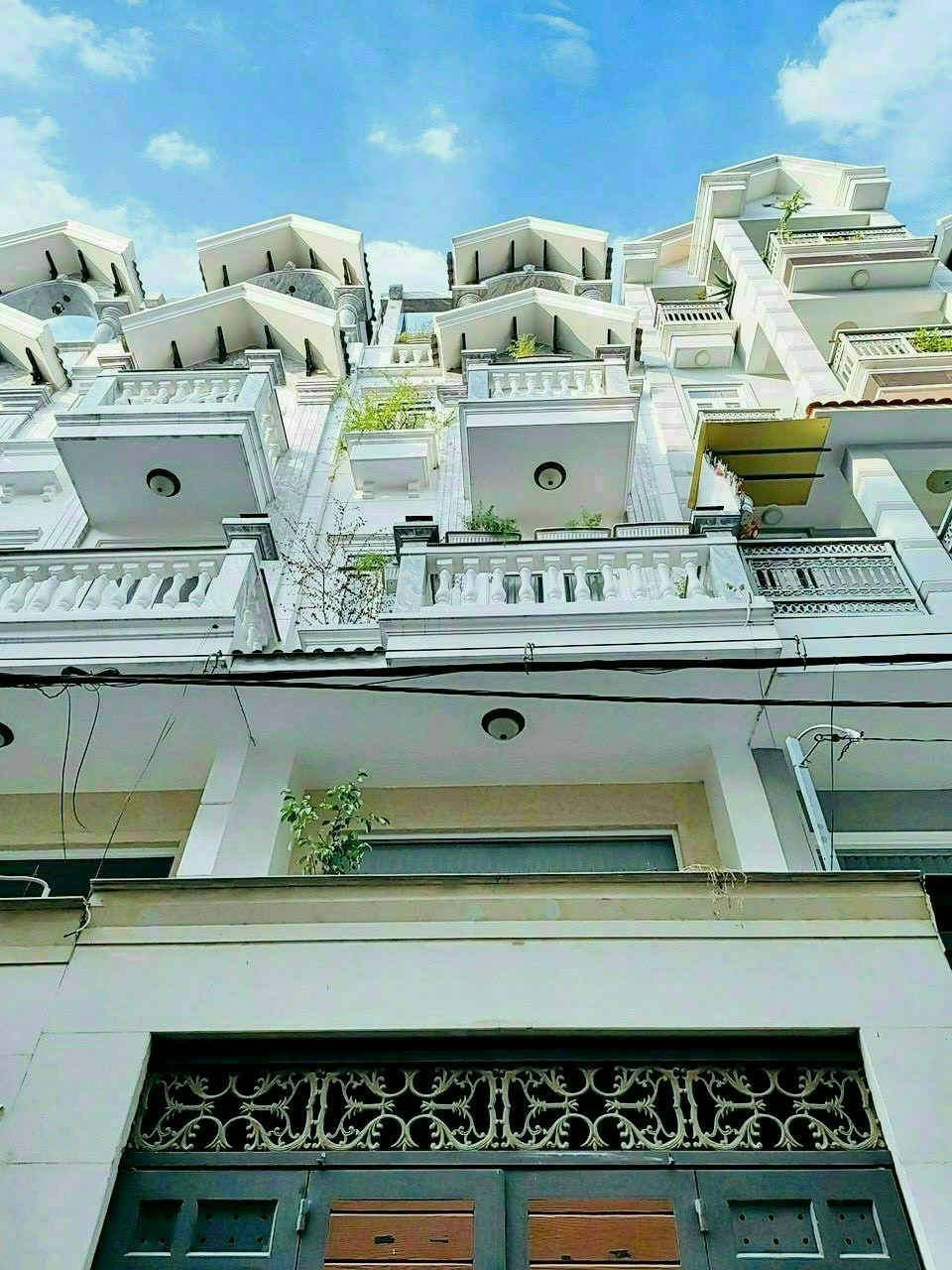 Bán Nhà 1 TRỤC HẺM XE TẢI Nguyễn Văn Dung, P.6 _ 4m x 17m, 5 Tấm