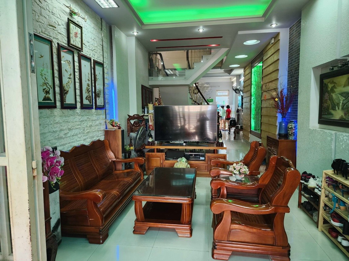 Bán Nhà 1 TRỤC HẺM XE TẢI Phạm Văn Chiêu, P.9 _ 4m x 22m, 4 Tấm