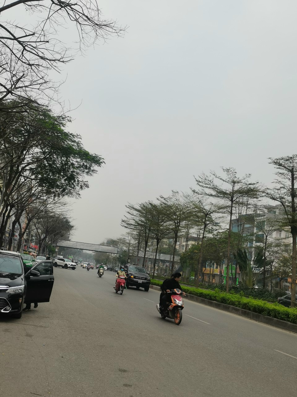 BÁN NHÀ MẶT PHỐ C4 LẠC LONG QUÂN - TÂY HỒ - HÀ NỘI. DT: 142M2X1, MT: 8.5M. GIÁ CHÀO 75 TỶ