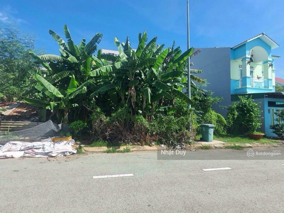 Kẹt tiền bán gấp lô đất Phạm Cự Lượng, Mỹ Quý, TP. Long Xuyên, An Giang. 120m2, SHR, full thổ