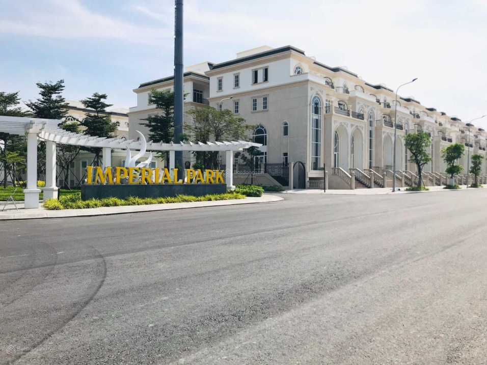 Kẹt tiền cần bán nhanh căn biệt thự 161m2 - hướng Đông Bắc khu Sunlake Villas, đã bàn giao & có sổ