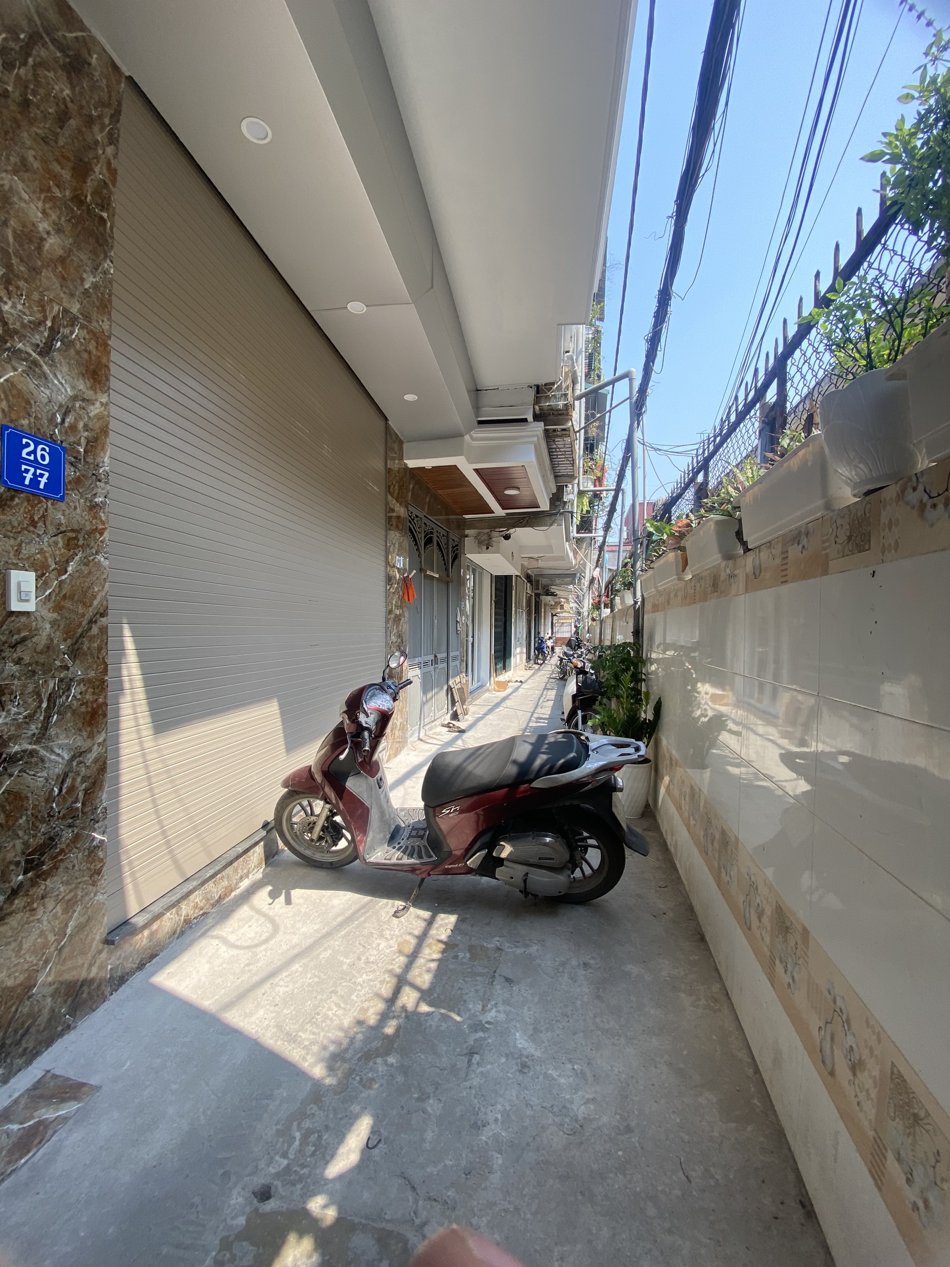 Bán nhà 5 tầng phố Lạc Trung, Q Hai Bà Trưng, Giá 4.8 tỷ