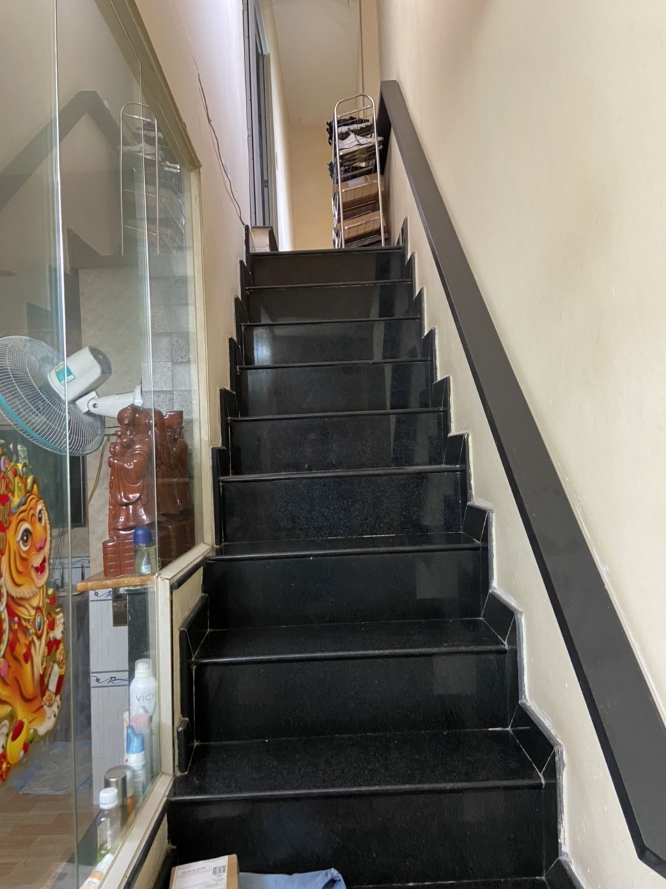 Bán nhà Liên Khu 5-6 Bình Tân – Chỉ nhỉnh 2 Tỷ có nhà diện tích chuẩn 50M2 HXH gần mặt tiền đường rẻ nhất khu vực