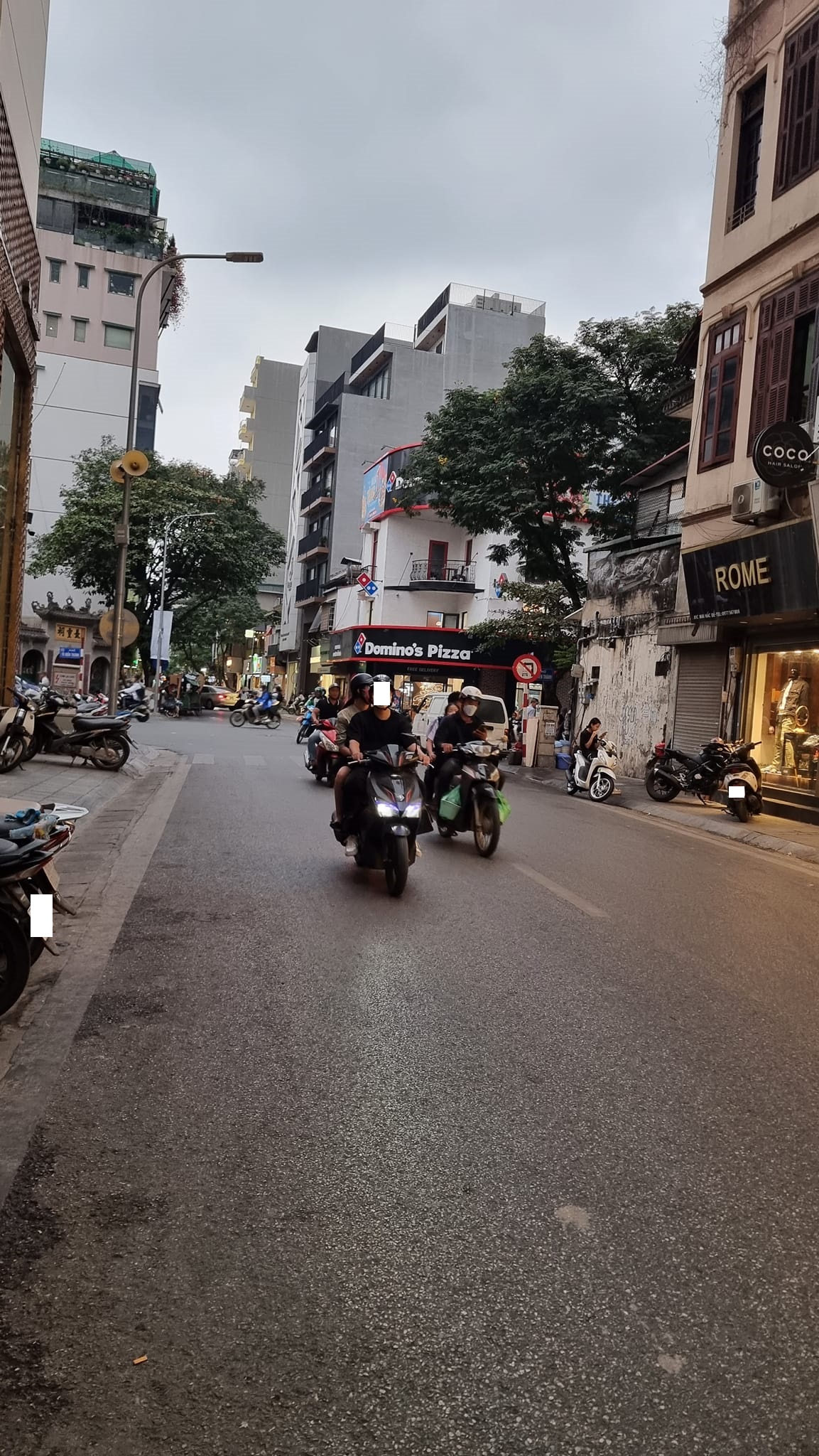 Nhà mặt phố Mai Hắc Đế, gần ngã tư, 120m2, MT 4m, giá 47 tỷ