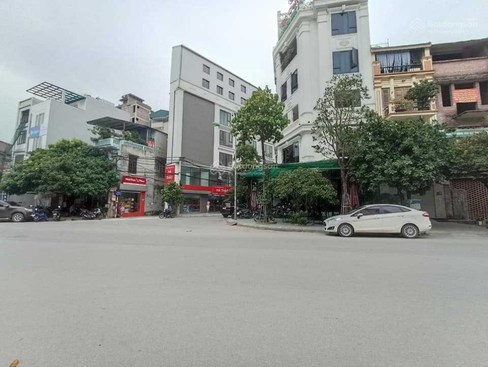 Mặt phố Yên Xá, Thanh Trì, 75m2, 7 tầng thang máy, kinh doanh giá 12 tỷ