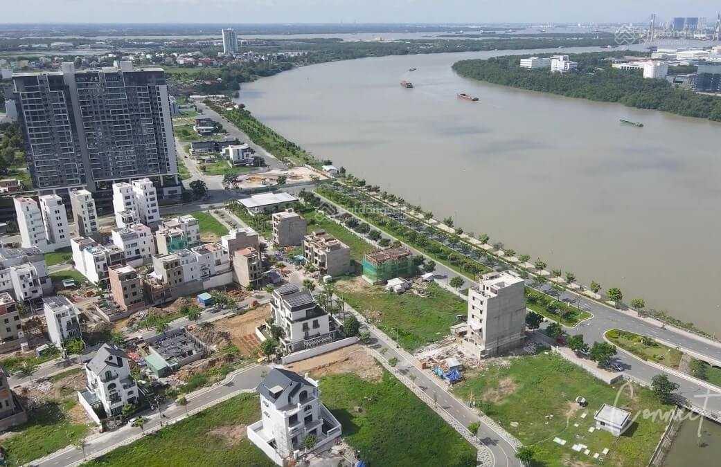 Nên xem thêm tin này trước khi xuống tiền. Chủ ngộp ngân hàng. Bán bằng giá mua 2021 chỉ 185tr/m2