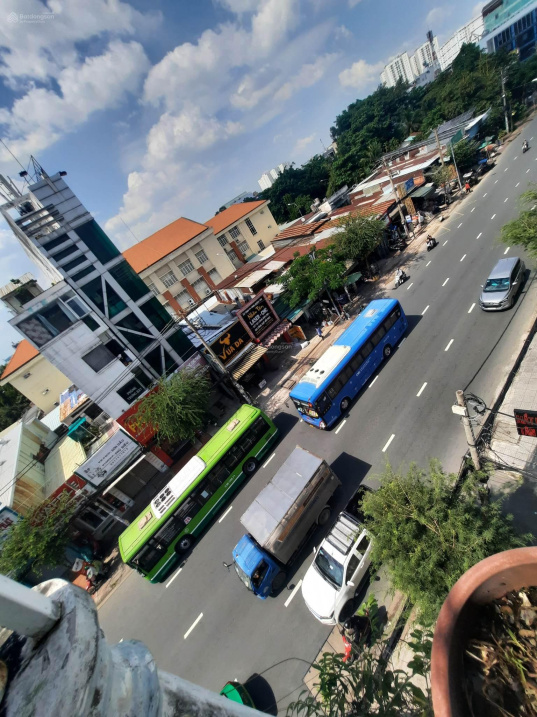 Nhà 4 tầng căn góc 2 mặt tiền Đinh Bộ Lĩnh DT gần 120m2 ngang bề thế 7,8m chỉ 25 tỷ thương lượng