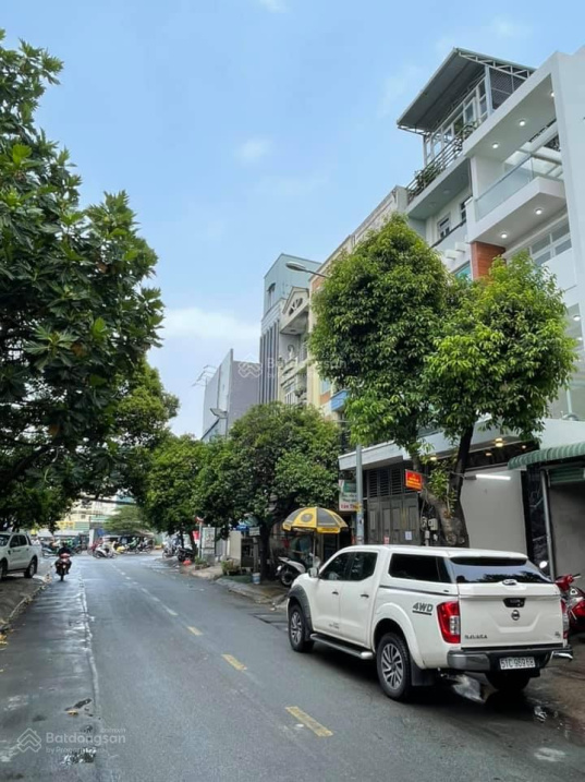 Nhà MTKD chợ Nhị Thiên Đường, Hoàng Minh Đạo Quận 8 giá 16 tỷ bớt lộc