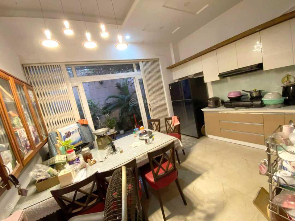 Nhà đẹp Nguyễn Thượng Hiền, xe hơi tới cửa, 82m2, ngang 4,5m - chỉ 9 tỷ TL