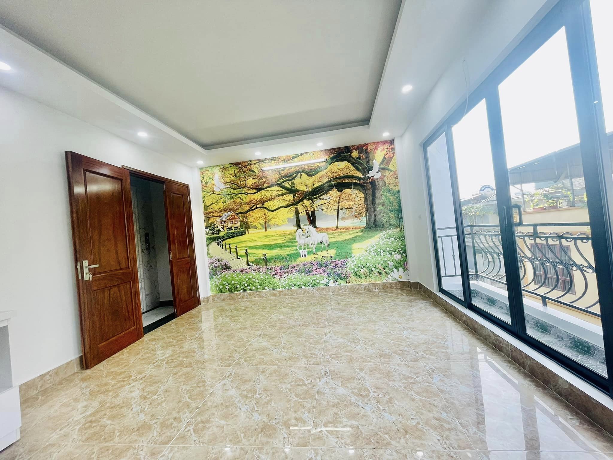 Bán nhà phố Phạm Văn Đồng, 46m2, 5 tầng, MT 4m, nhỉnh 7 tỷ,