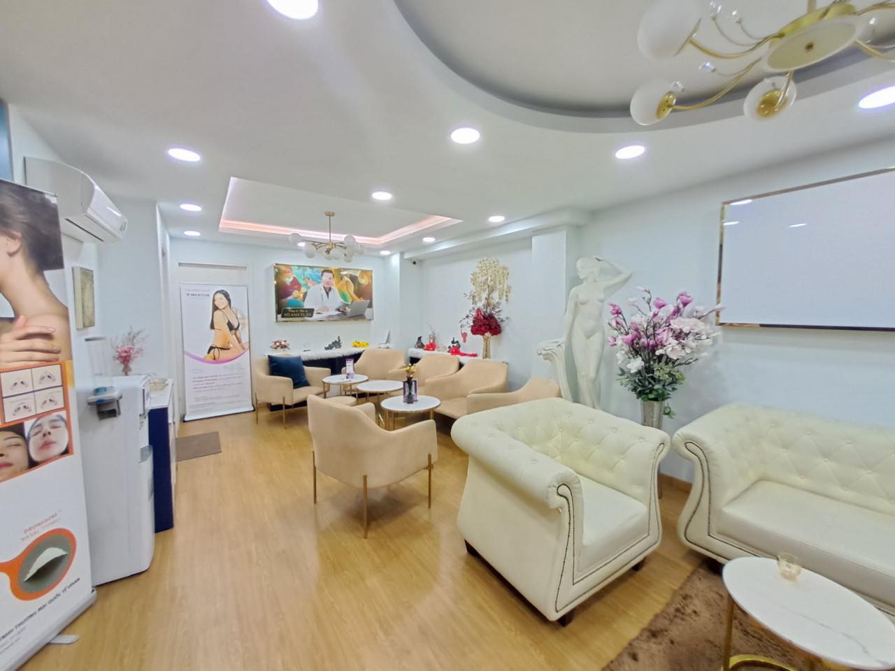 115m2