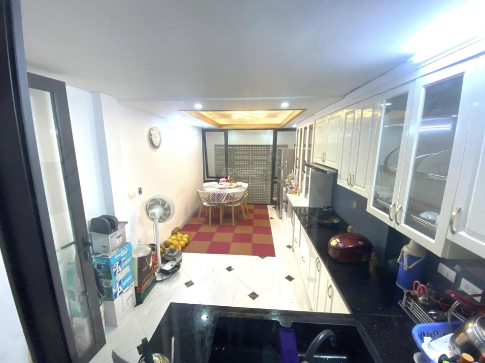 Shock, chưa đến 5 tỷ có nhà 6 tầng thang máy, diện tích 30m2 mới tinh ở ngay tại 173 Hoàng Hoa Thám