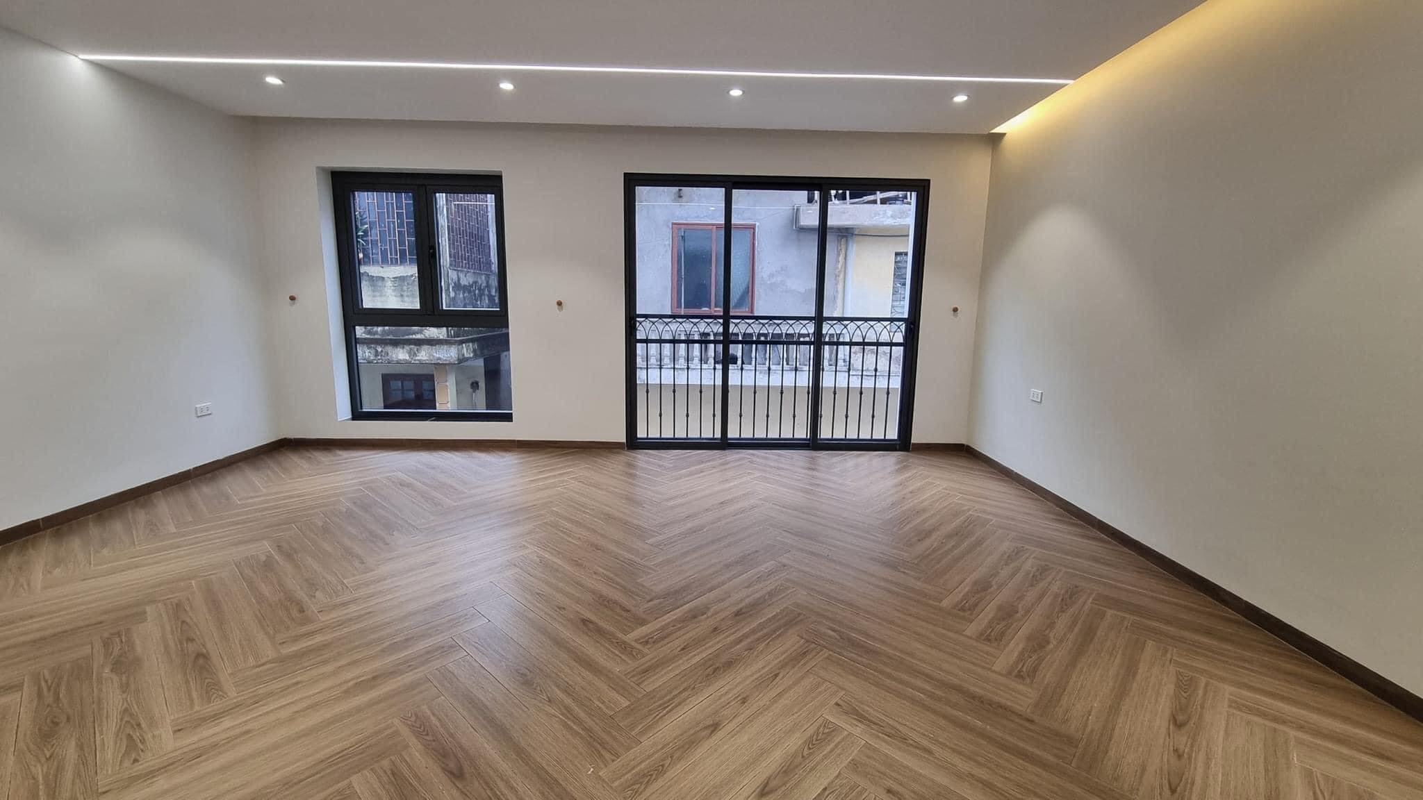 Bán nhà riêng nhỉnh 13 tỷ phố Thái Hà 50m2, 7T thang máy, MT6m an sinh vip quận Đống Đa