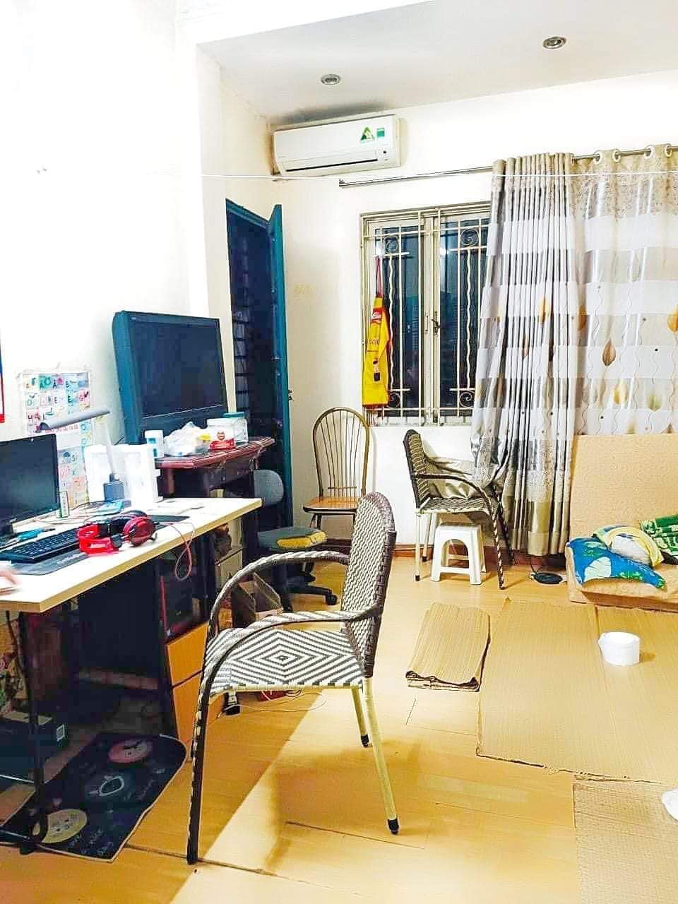 Bán nhà 30m x 4 tầng, MT 5.4m, kinh doanh, ô tô tránh tại An Trạch 1, Đống Đa.