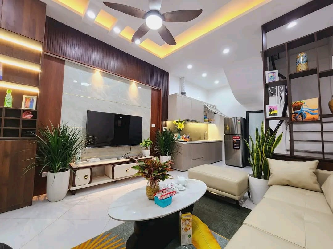 BÁN NHÀ MẶT PHỐ NHUỆ GIANG HÀ ĐÔNG - Ô TÔ VÀO NHÀ - VIEW SÔNG - VỈA HÈ RỘNG