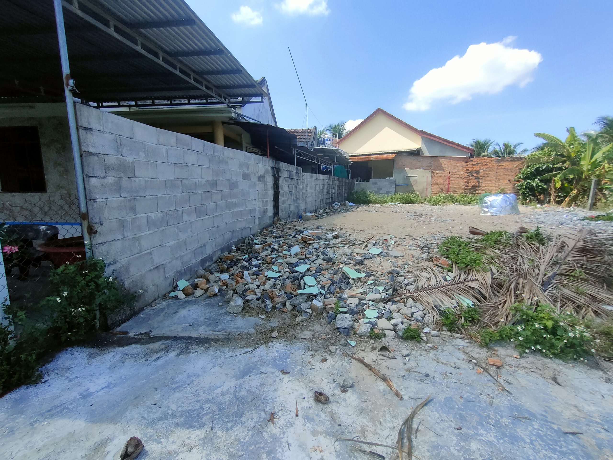 Bán đất Diên Sơn sát bên đường Nhà Vuông - đất nhà cắt bán