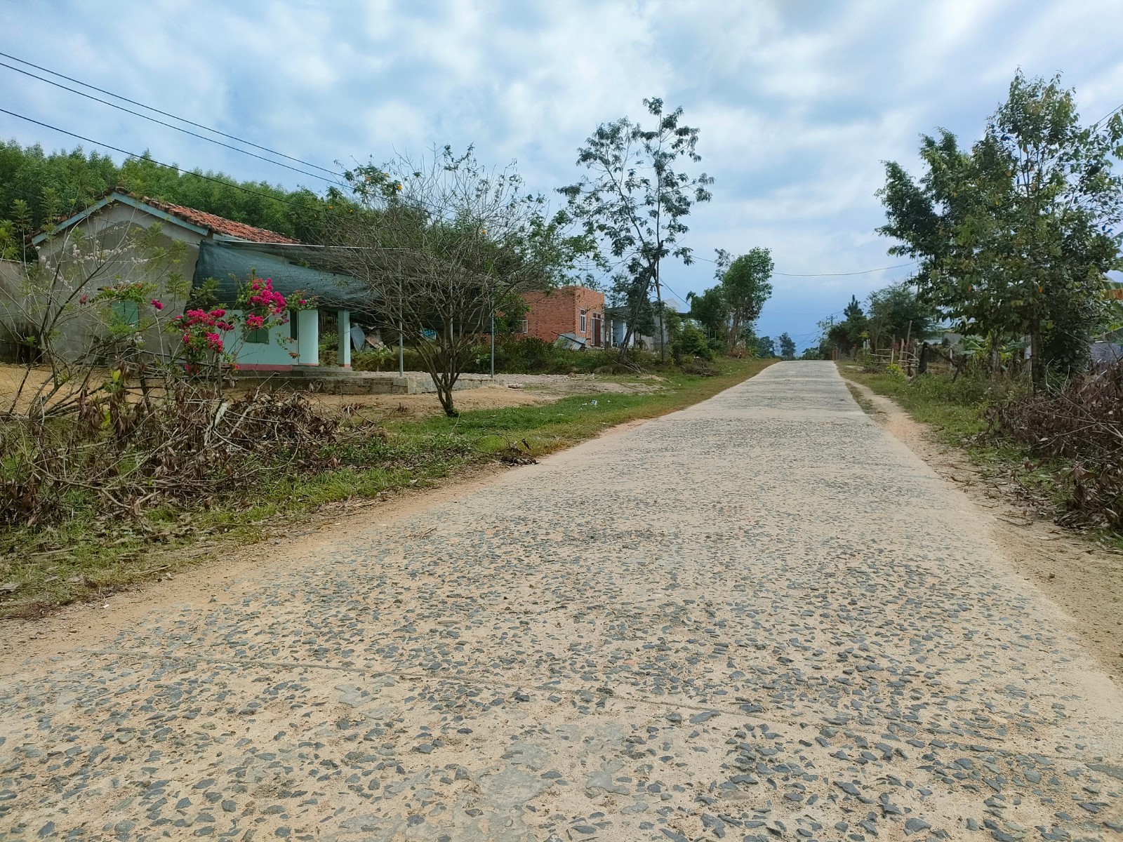 Bán đất Khánh Hiệp mặt tiền đường bê tông Liên Thôn