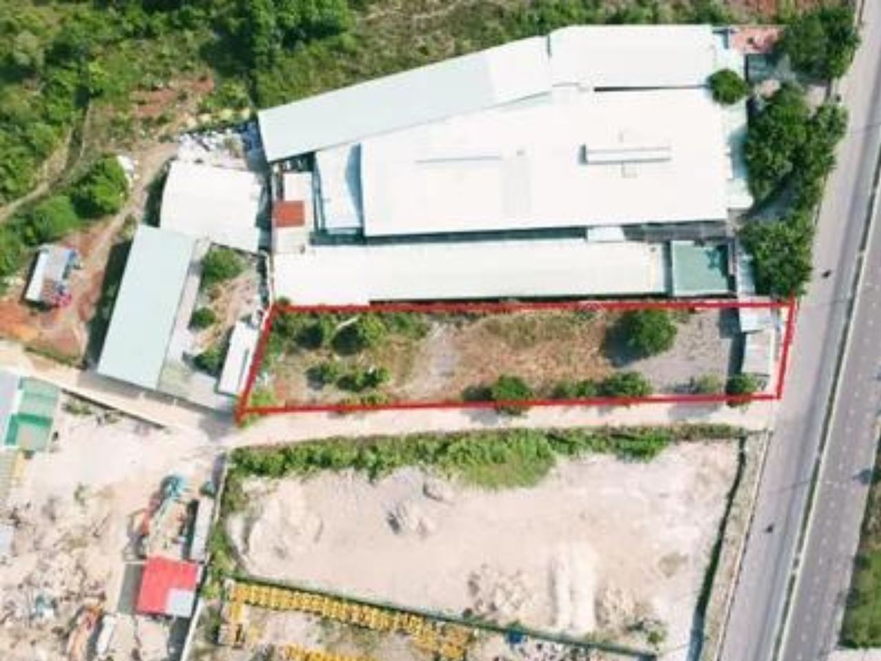 ban-dat-thon-cat-loi-xa-vinh-luong-nha-trang-0