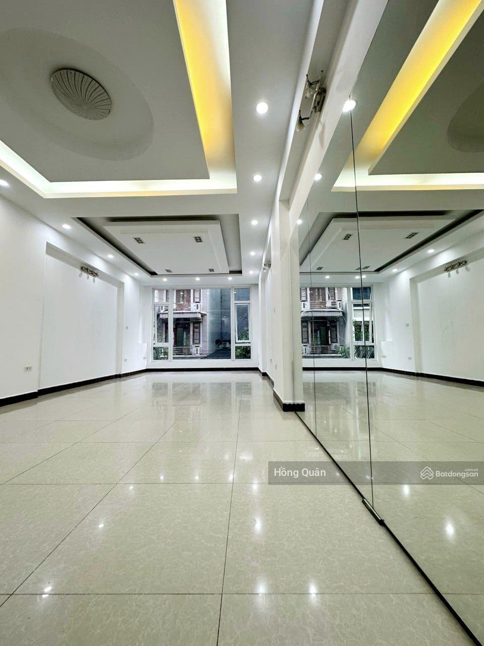 Bán nhà Ngô Thì Nhậm, phân lô ô tô tránh, kinh doanh, 48m2, 4 tỷ