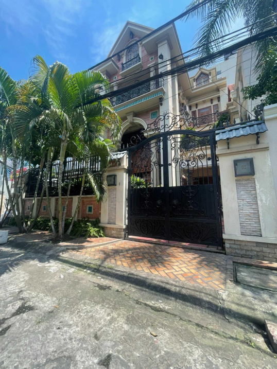 bán nhà cư xá Đô Thành Quận 3. DT: 7.6x18M, nhà trệt 2 lầu ST giá 29 tỷ TL