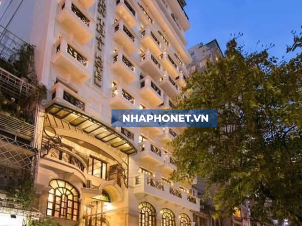 3 ban-nha-hang-thung-hoan-kiem-3-min