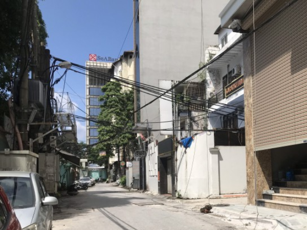 ban-nha-ngo-81-lang-ha-3