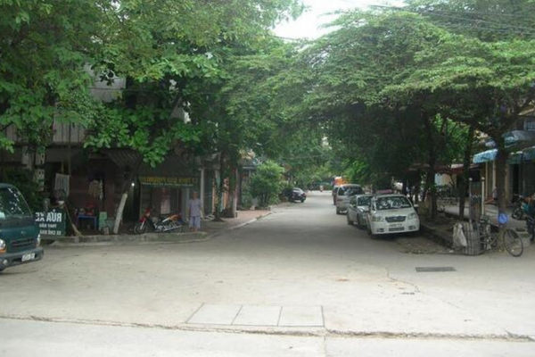 ban-nha-ngo-933-hong-ha-1