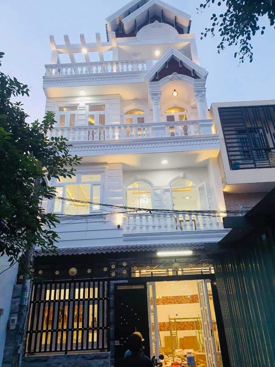 Nhà Gò Vấp, Nguyễn Văn Khối, Ngay công viên Làng Hoa, DT 82m2 giá chỉ hơn 8 tỷ