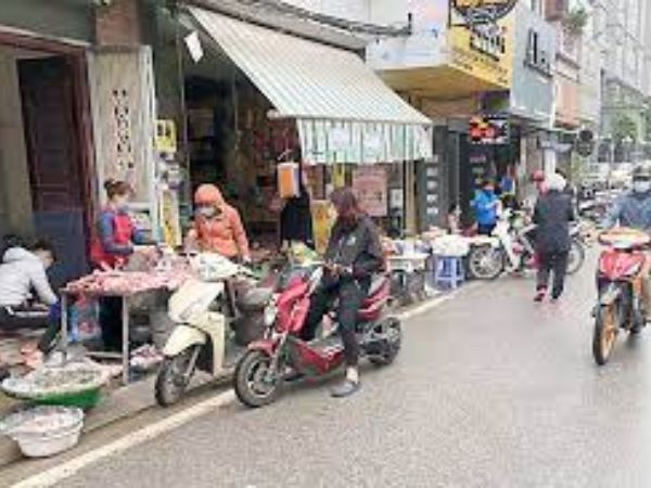 Nhà trong ngõ Phan Huy Chú kinh doanh sầm uất ban-nha-phan-huy-chu-hoan-kiem-3-min
