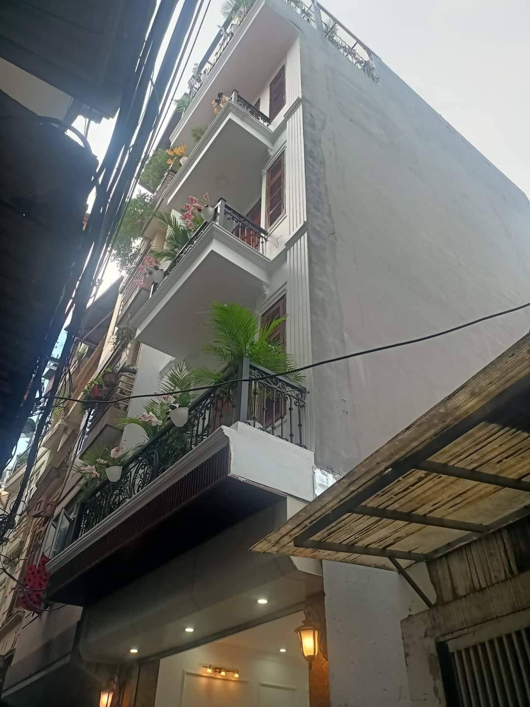 Chính chủ Bán nhà Phố Yên Hòa Cầu Giấy - 7,7 tỷ -ô tô- kinh doanh- Nhà Đẹp lung linh