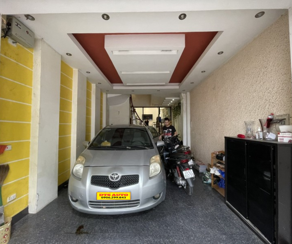 Bán nhà riêng Nguyễn Văn Cừ, Long Biên. 60m2 x 5 tầng, Gara 7 chỗ. LH: Địa Thủy Sư Trần Thọ