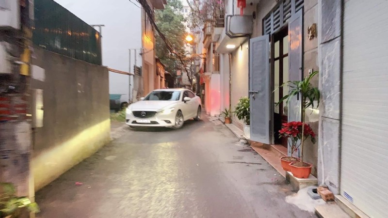 Nhà riêng phố Nguyễn Văn Cừ, Long Biên. Bán cho người hữu duyên. LH: Địa Thủy Sư Trần Thọ