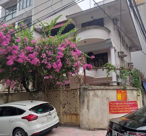 Bán nhà sát mặt phố Thái Hà 173m Mặt tiền rộng Ô tô vào nhà Văn phòng lý tưởng