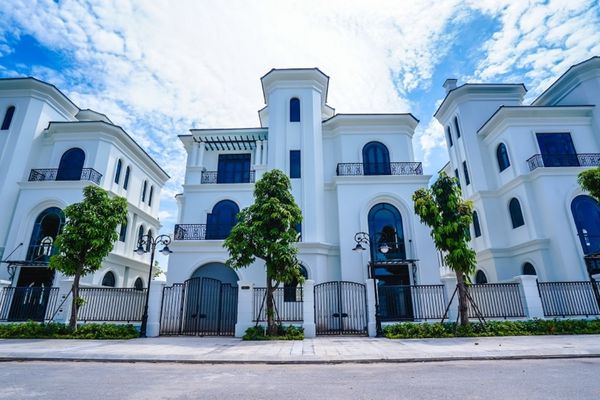 Quý khách khi mua nhà nên quan tâm những lưu ý trên để tránh được rủi ro khi giao dịch. biet thu song lap Gamuda 7