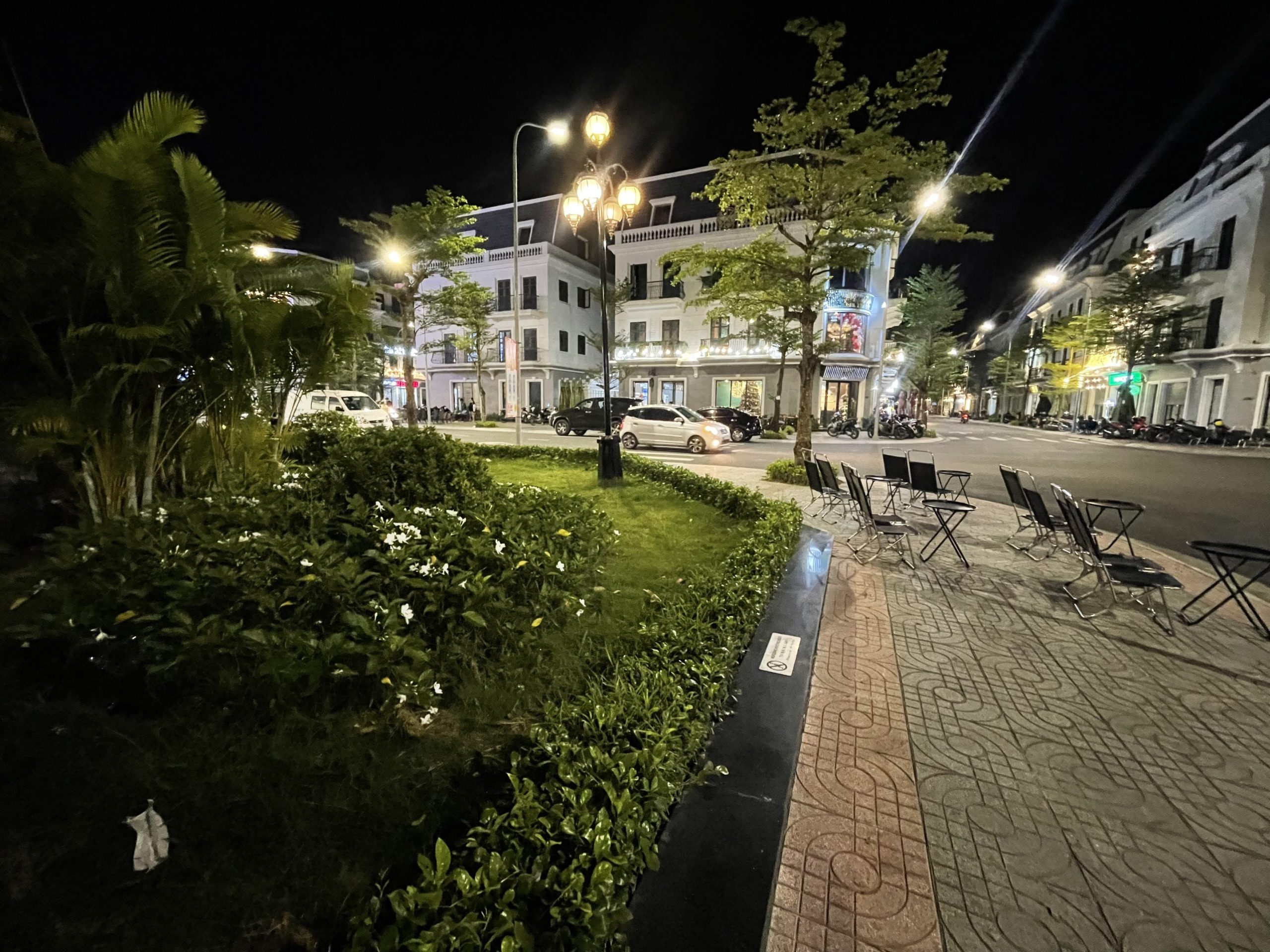 Chính Chủ bán gấp nền đất đường Nguyễn Hữu Trí giá rẻ- Thổ cư 100% sổ hồng từng nền