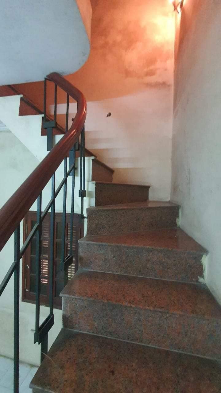 Bán nhà Ngõ Quận Ủy Cầu Giấy, 42mx4T, thoáng trước sau, trước nhà rộng, 4,2 tỷ