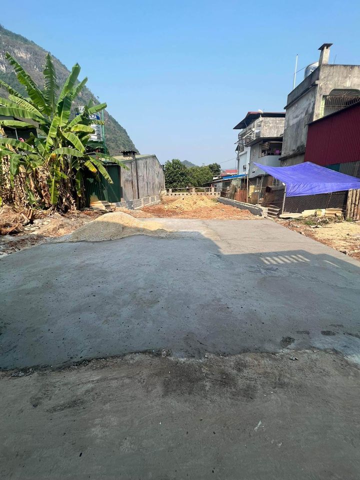 Chính chủ cần bán lô đất tại Ngã 3 Quang trung - ngõ 487- Tổ 9 - Quang Trung – TP Hà Giang – Hà Giang