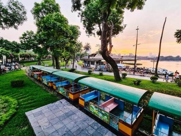 Dã ngoại cuối tuần tại Công viên Thống Nhất Hà Nội 3 cong-vien-thong-nhat-ha-noi-3