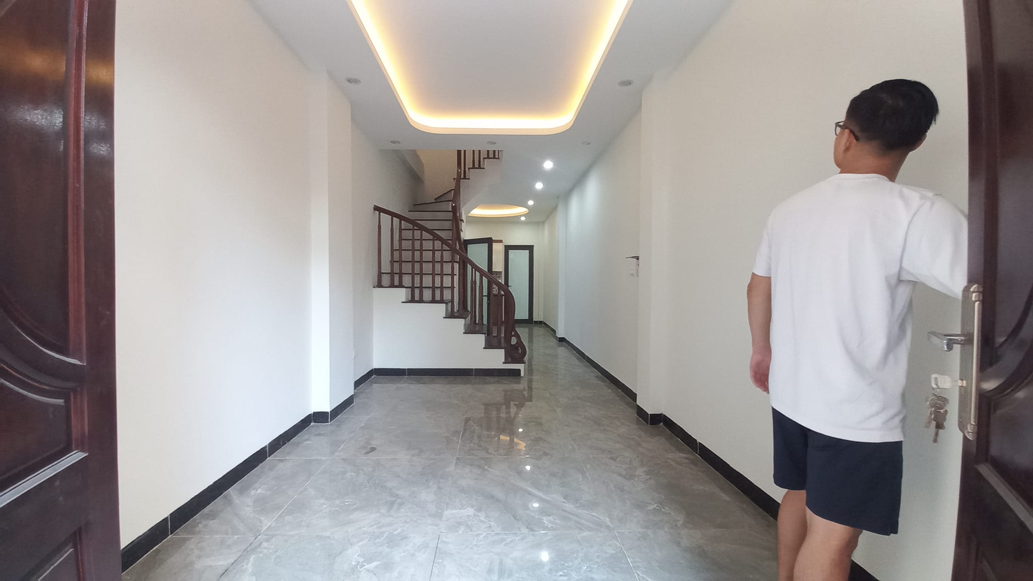 CỰC HIẾM BÁN NHÀ HỒNG MAI HAI BÀ TRƯNG 35MX4 CHỈ 2.8 TỶ Ô TÔ KD.