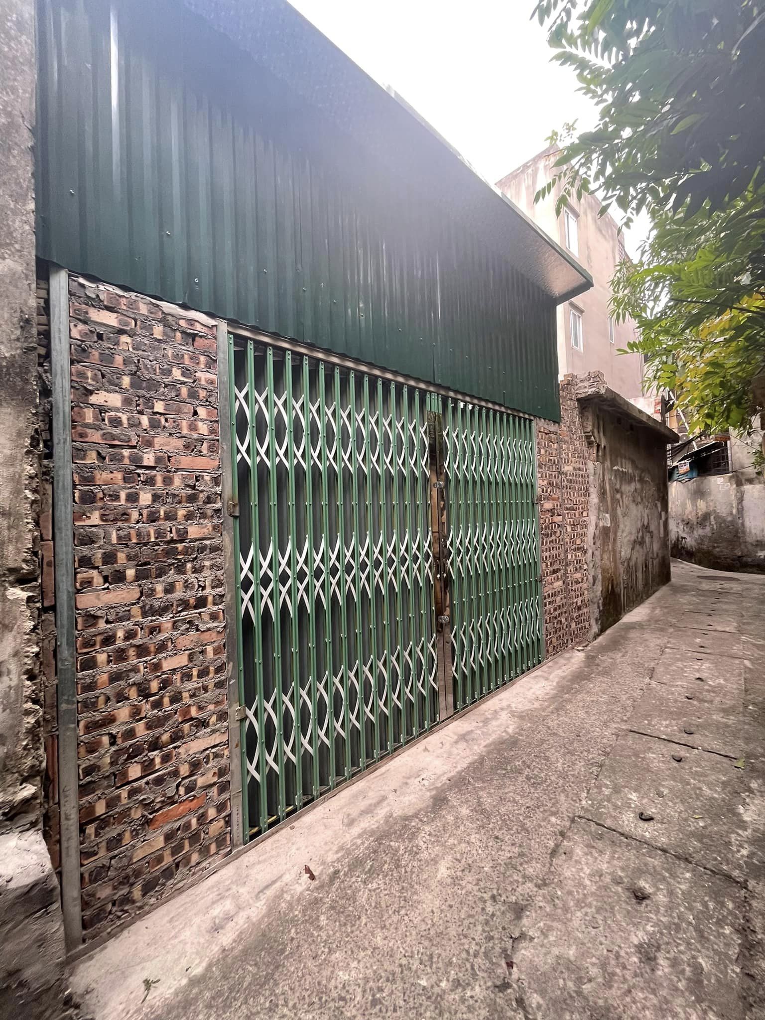 Bán Đất Kim Ngưu DT 31m2 Vuông Vắn Nở Hậu , Mặt Tiền 3.7m Giá 2.6 TỶ