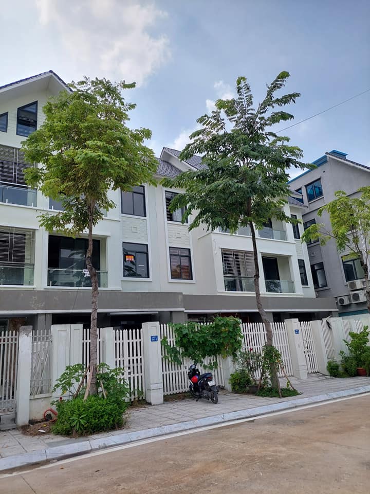 160m2