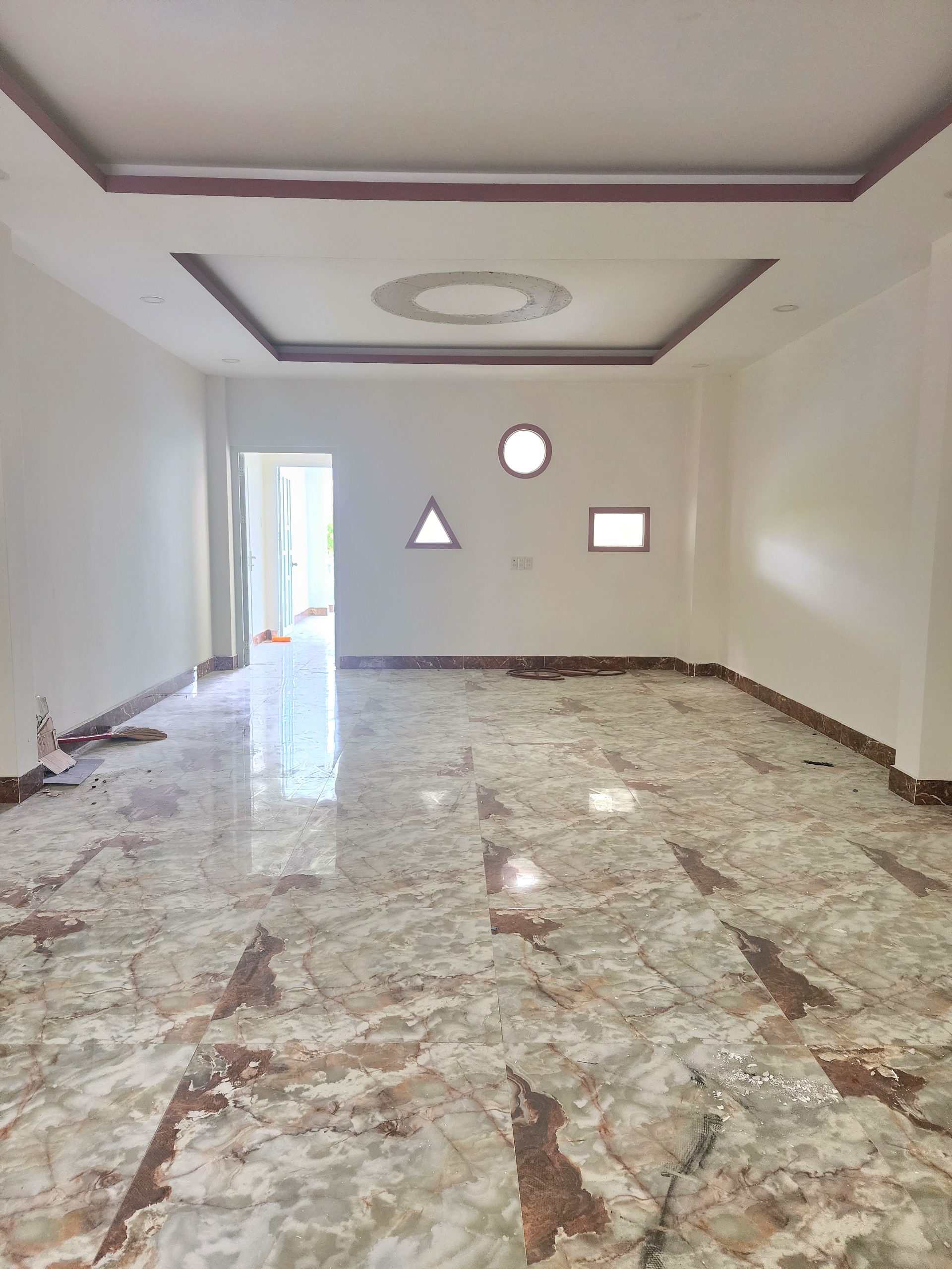 BÁN NHANH NHÀ 3 TẦNG ĐT PHƯỚC LONG, VIEW CÔNG VIÊN, THOÁNG MÁT - NHA TRANG