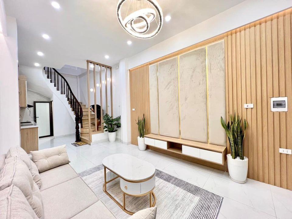 Nhà đẹp như Ngọc Trinh, rất lung linh lộc lá, phố Phan Đình Giót, Thanh Xuân