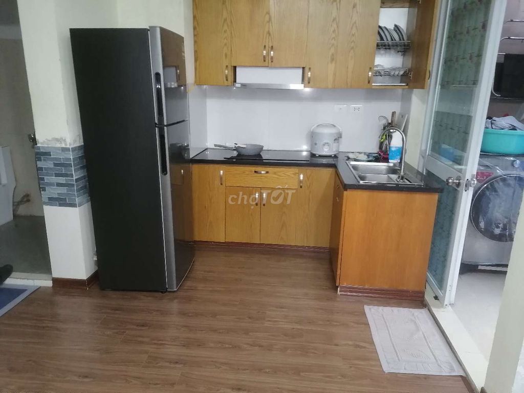 Cần bán căn cc HUD sổ đỏ chính chủ nội thất cơ bản tại Bằng Liệt, Hoàng Mai