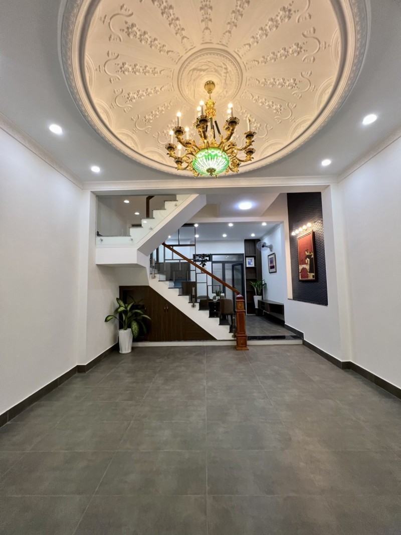 Nhà 2 Mặt Tiền Hẻm Lê Văn Chí Linh Trung, 65m2 x 4T, Giá 8 tỷ 5 TL