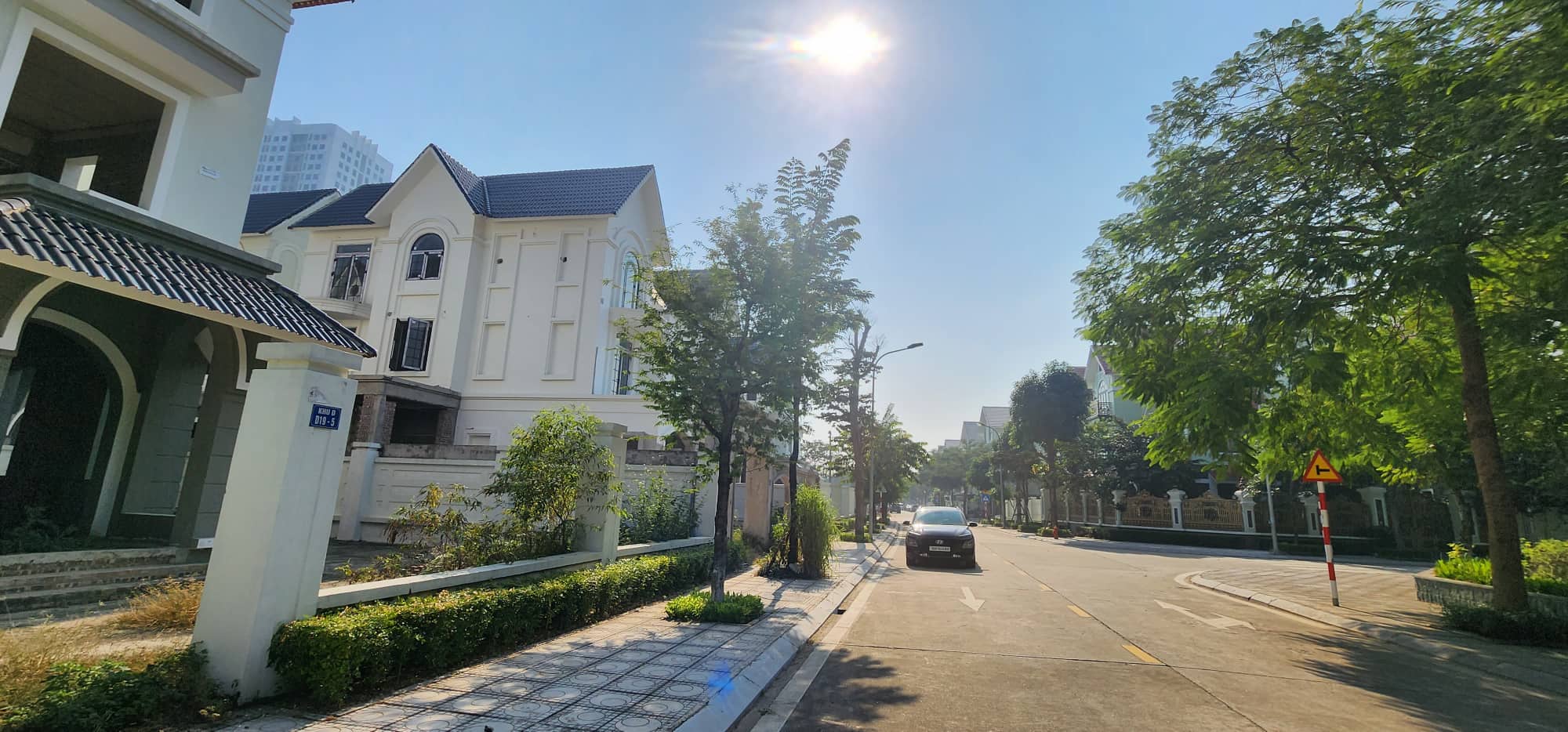 Cực Hiếm, Bán Biệt thự Song lập Geleximco, Lê Trọng Tấn Hà Đông, 256m thang máy, 15,x tỷ