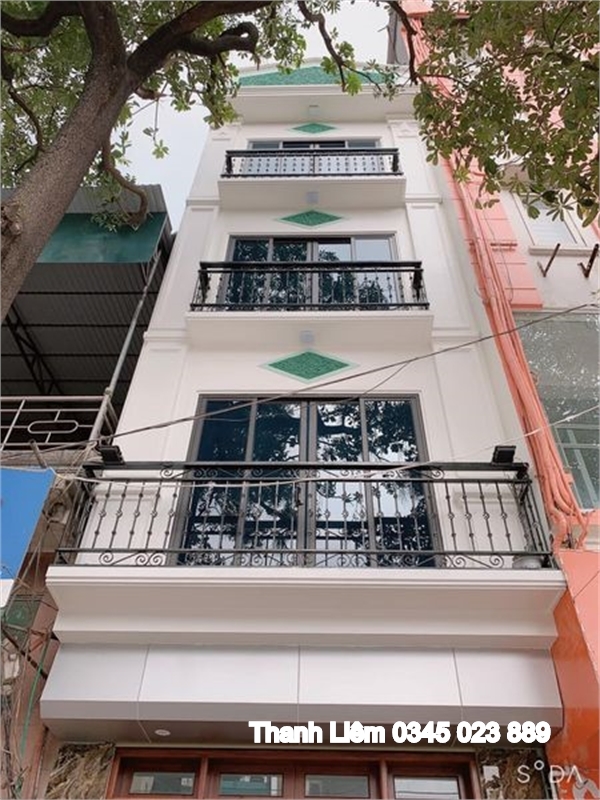 Mặt phố Giải phóng vỉa hè 7 tầng thang máy giá cực hợp lý chỉ 16 tỷ 2 làn xe tấp nập