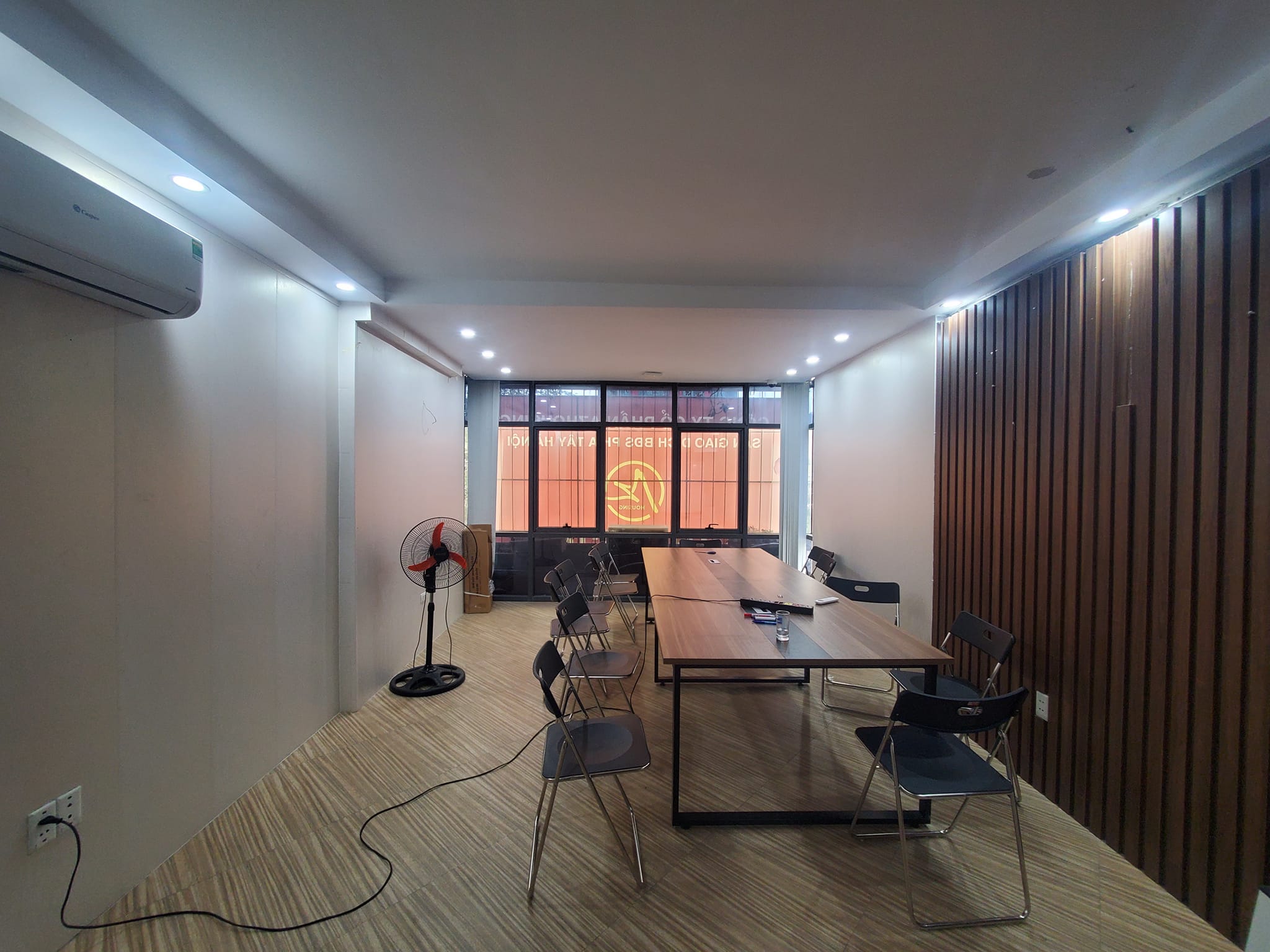 Hiếm có khó tìm mặt phố Khuất Duy Tiến, 32m x 8 tầng, MT 5m, 9.5 tỷ.